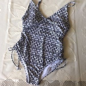 Catalina Swimsuit Black/White
